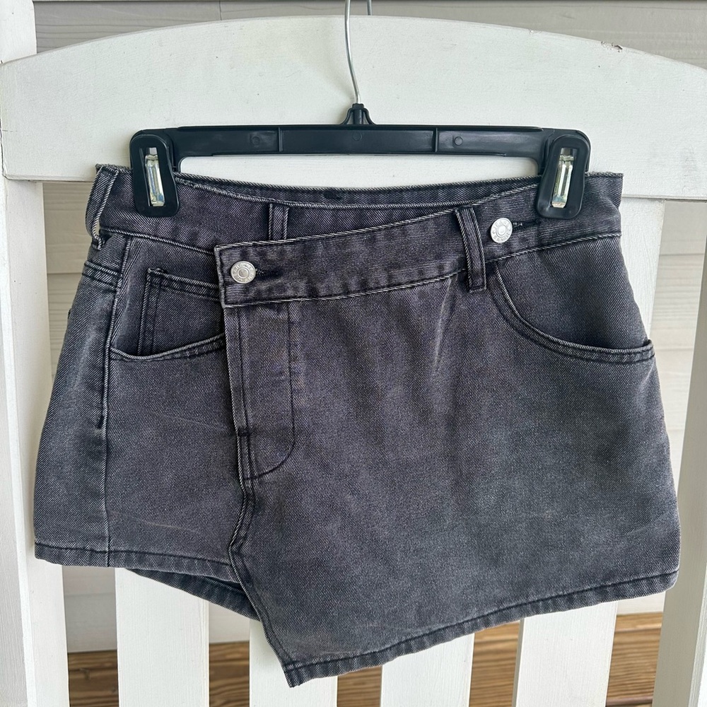 Women's Gray Denim Shorts
